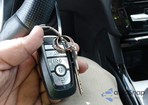 2022 Ford Explorer St-Line from USA, damaged, VIN 1FMSK8KH3NGB25072